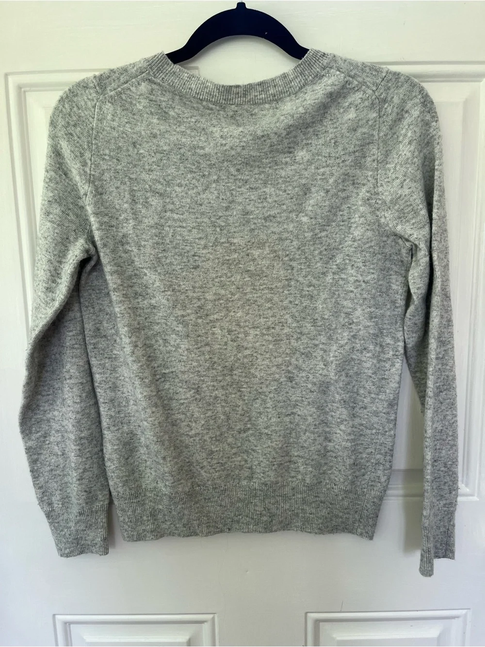 J.Crew Pear Sweater Small Wool blend lightweight classic